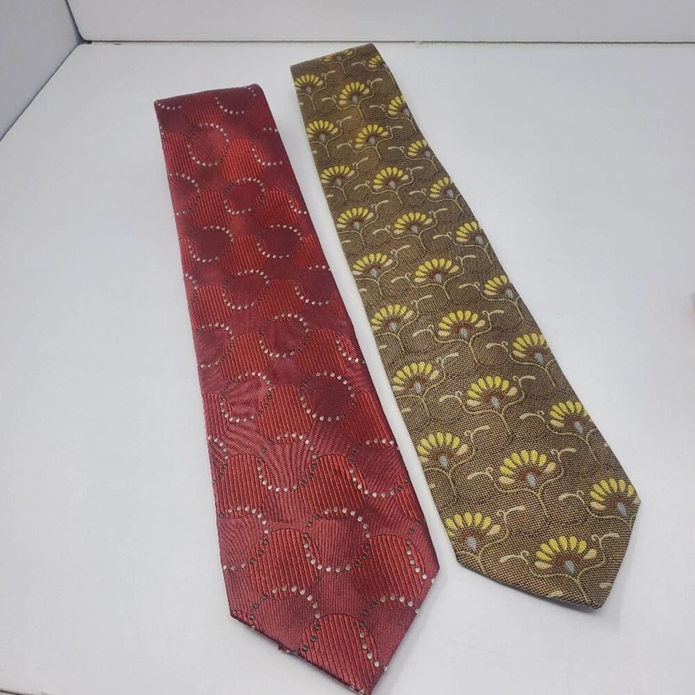 Ermenegildo Zegna Colorful 2 Pc lot of silk ties Excellent condition
